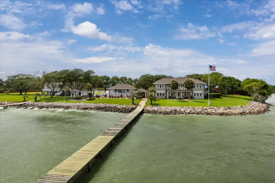 102 S R Street, La Porte, TX 77571 - Image #2