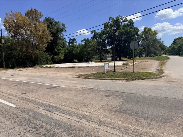 612 Highway 90 East, Liberty, TX 77575