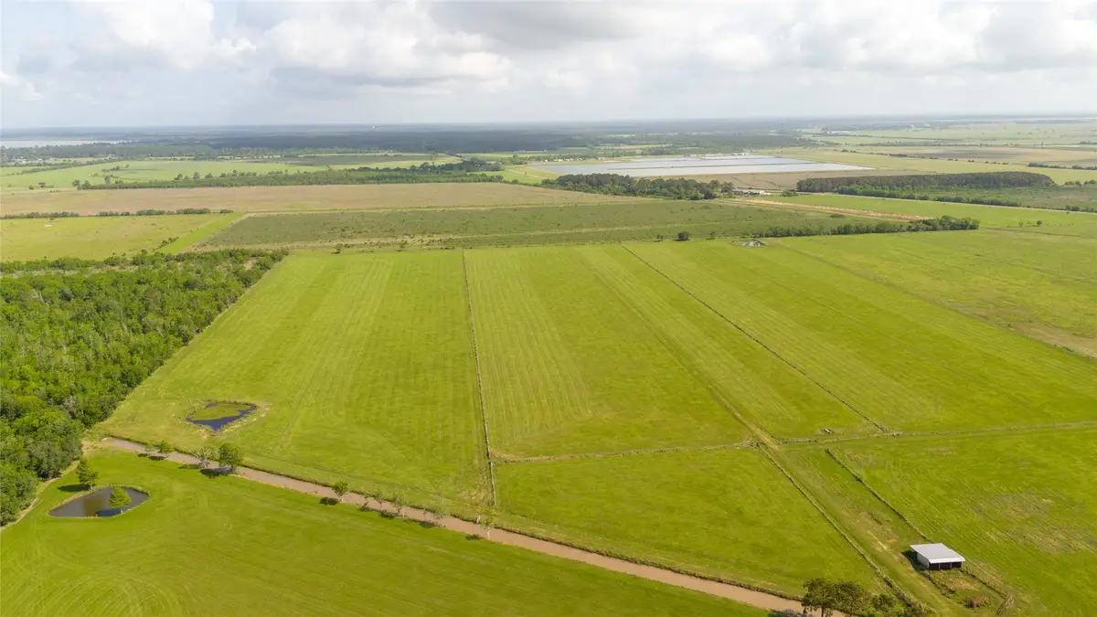 3448 Belton Lane, Anahuac, TX 77514 - Image #1