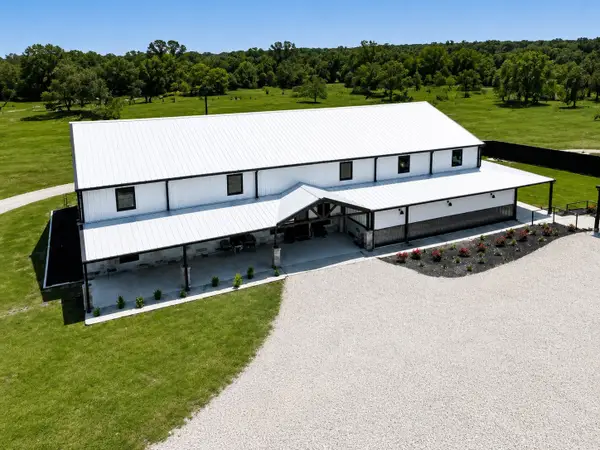 1235 Kelley Woods Lane, Franklin, TX 77856