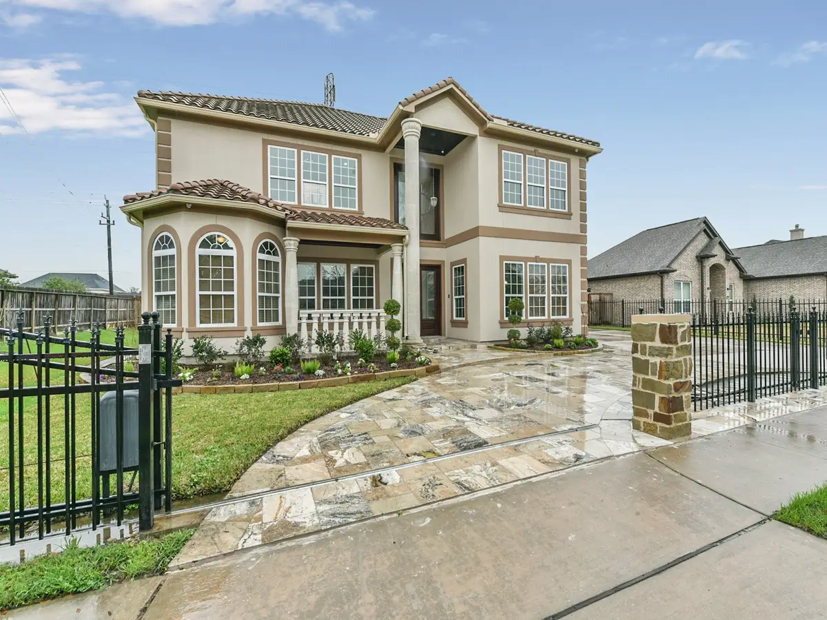 2609 Letrim Street, Pearland, TX 77581 - Image #1