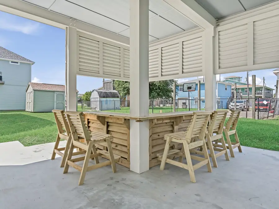 955 Wommack, Crystal Beach, TX 77650 - #2