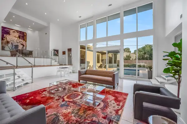 5107 Contour Place, Houston, TX 77096