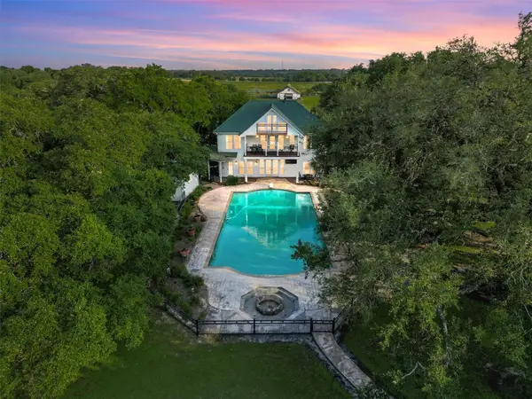 1007 Fm 390 E, Brenham, TX 77833