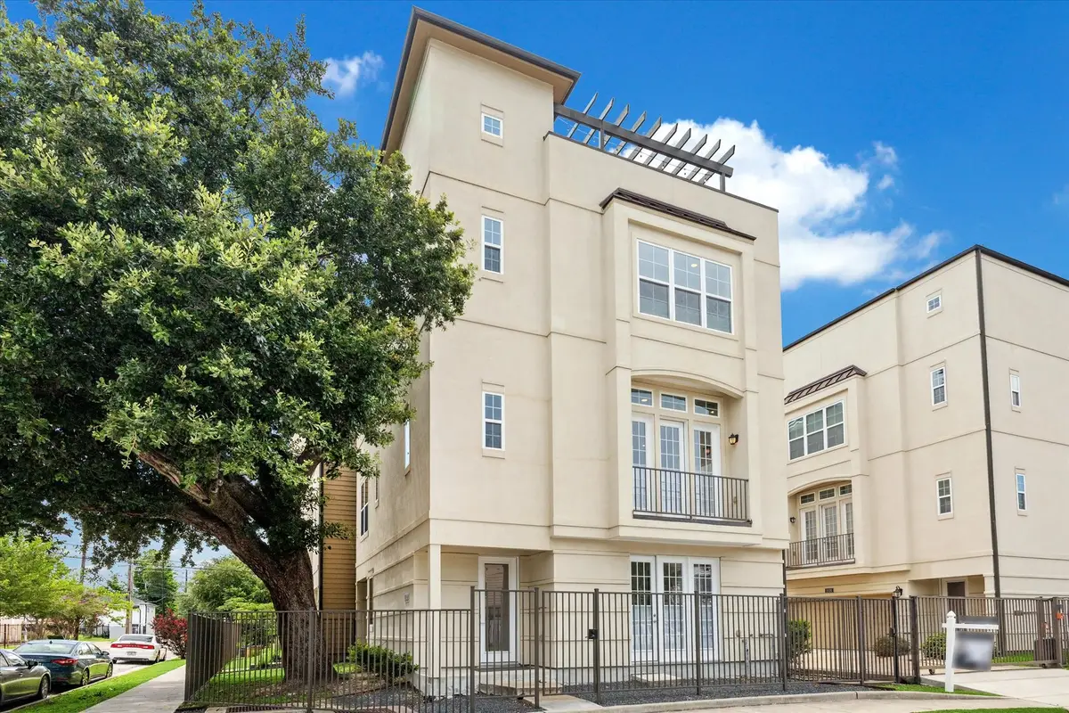 104 W Drew Street, Houston, TX 77006 - #1