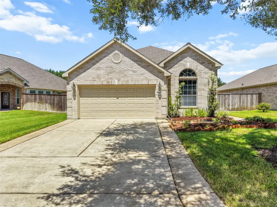 1225 N Riviera Circle, Pearland, TX 77581 - #2