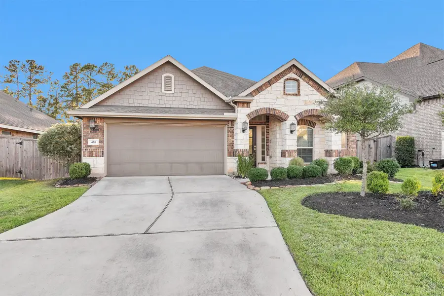 428 Auburn Pines Drive, Montgomery, TX 77316 - Image #2