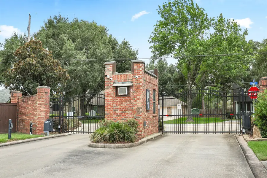 409 Old Orchard Way, Dickinson, TX 77539 - #2