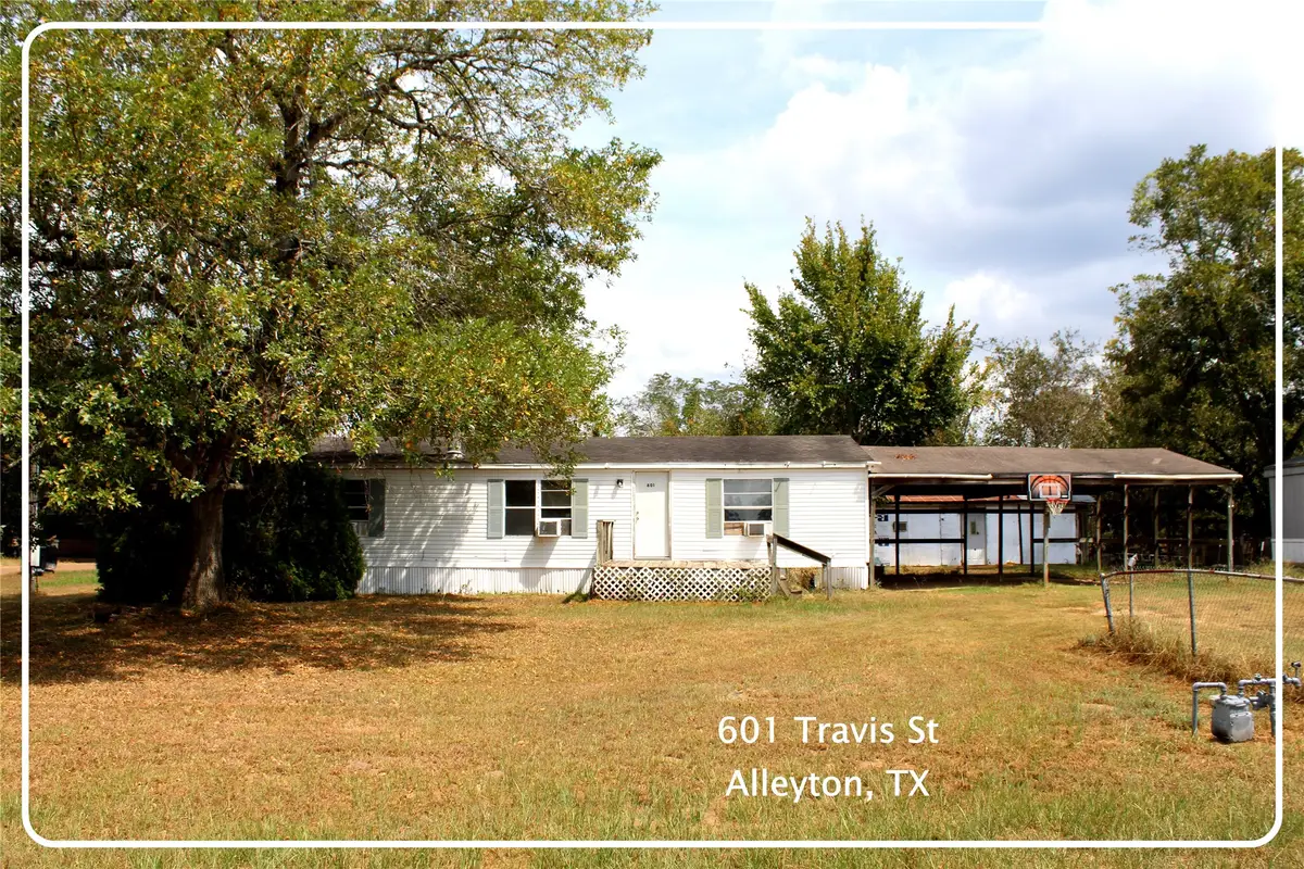 601 Travis Street, Alleyton, TX 78935 - Image #1