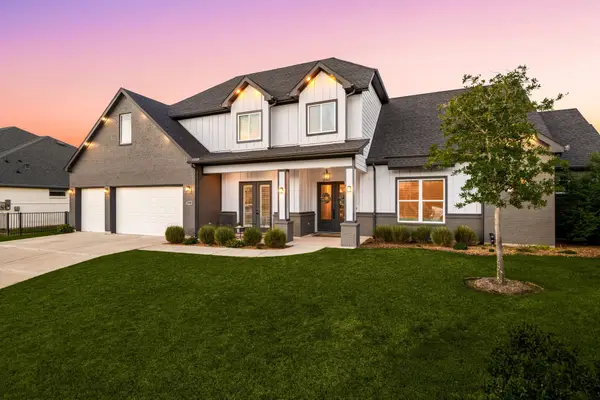 3206 Whispering Pecans Drive, Fulshear, TX 77441