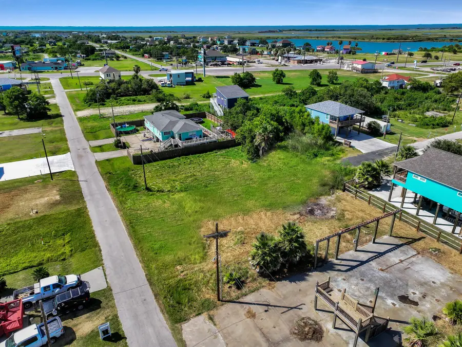 000 E Verdia Street, Port Bolivar, TX 77650 - Image #2