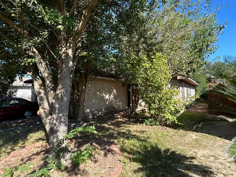 3838 Buckhurst Drive, Houston, TX 77066 - Image #2