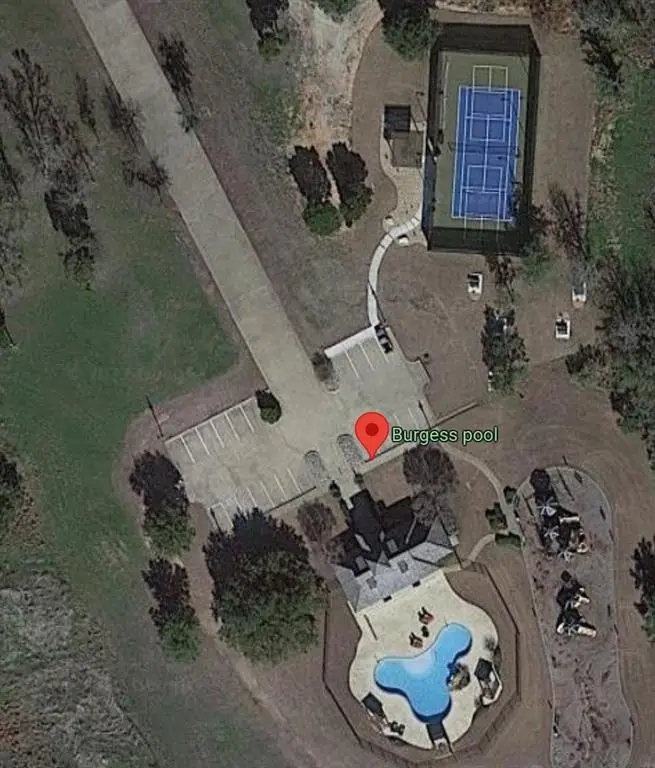 7112 S Aberdeen Drive, Cleburne, TX 76033 - Image #3