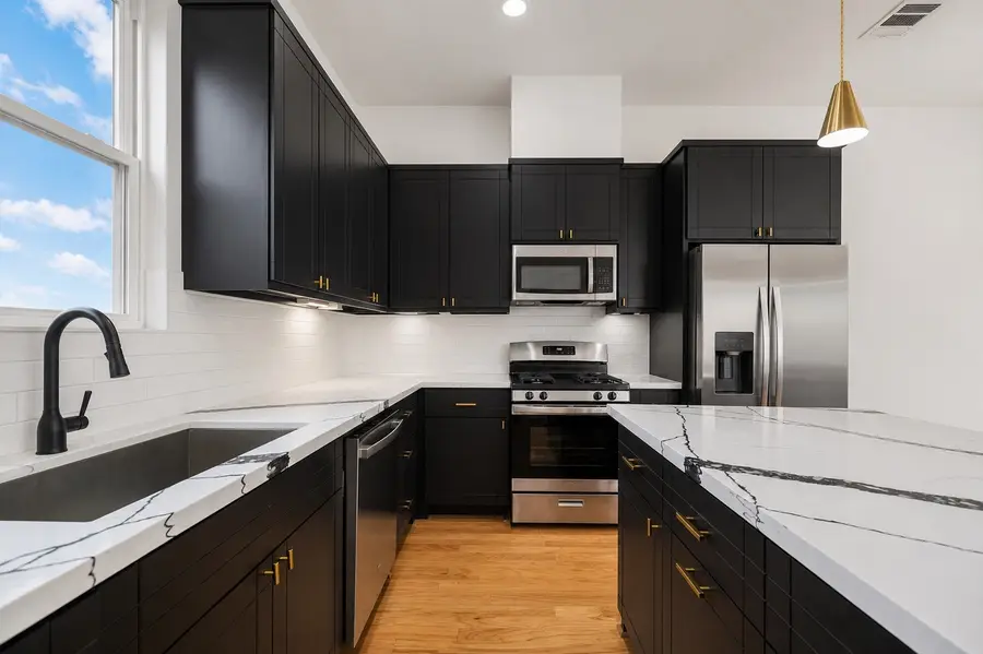 1228 E 23rd Street, Houston, TX 77009 - #2