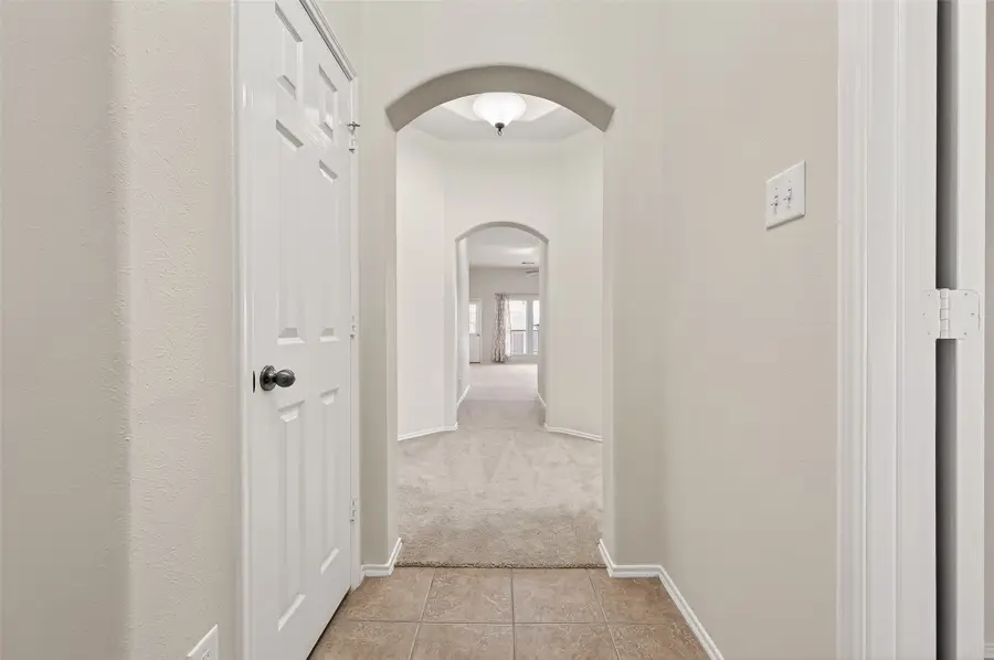 6323 Saragosa Crossing Lane, Houston, TX 77066 - Image #2