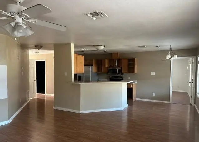 111 Ocotillo, Jourdanton, TX 78026 - Image #3