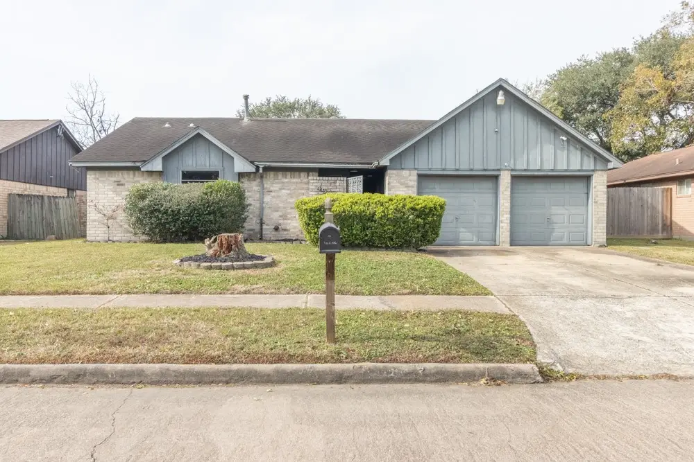 4502 Adobe Lane, Baytown, TX 77521 - Image #1