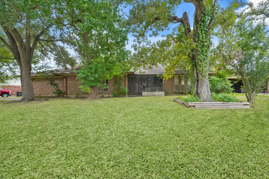 7802 Santa Elena Street, Houston, TX 77061 - Image #2