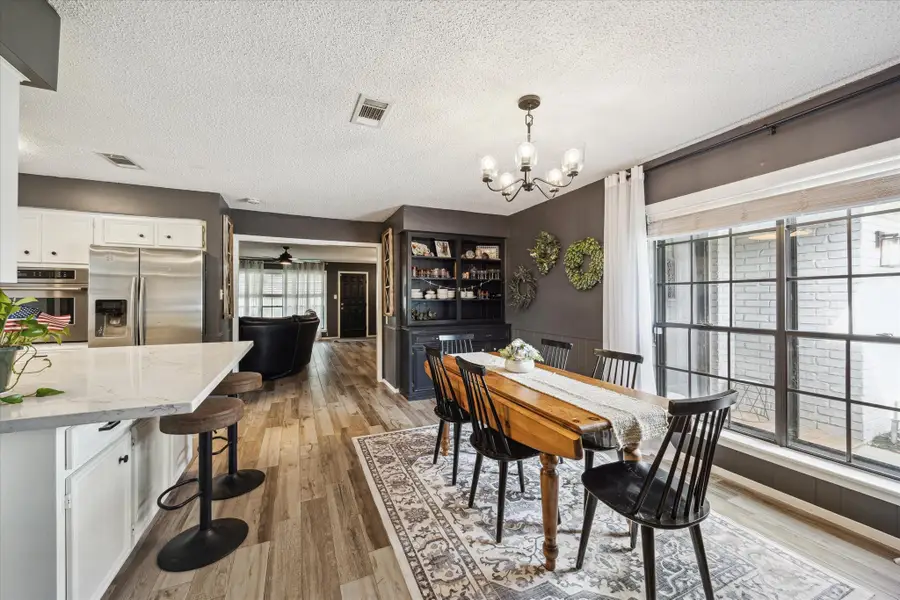 503 West Street, Sealy, TX 77474 - #2