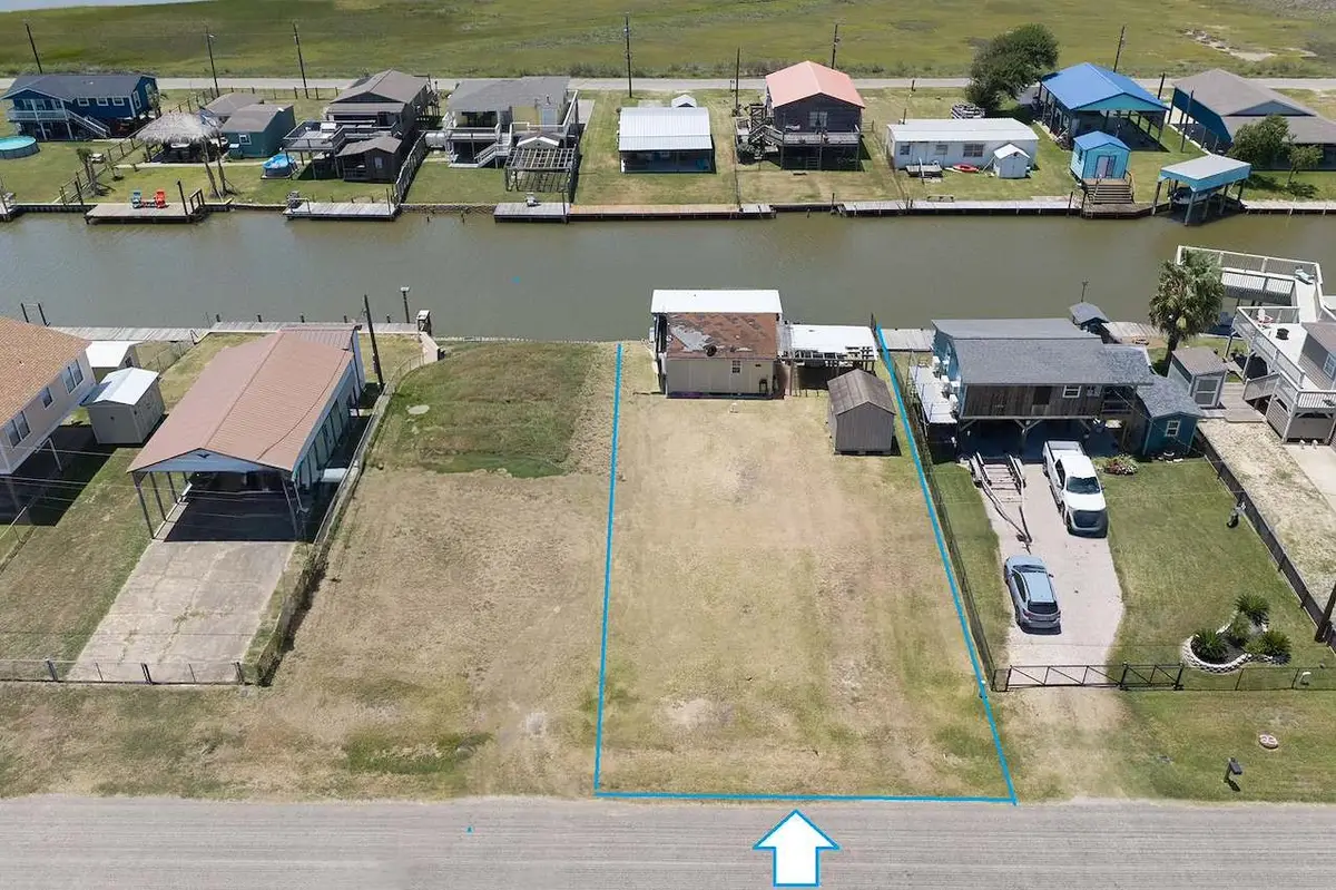 1090 County Road 209, Sargent, TX 77414 - #1