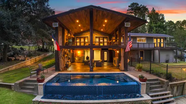 671 Lakeshore Drive, Brookeland, TX 75931