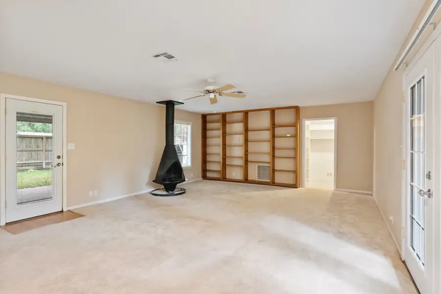1317 Wallace Street, El Campo, TX 77437 - #3