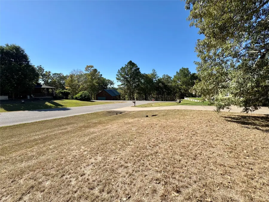 7 Sunny Hill Drive, Huntsville, TX 77340 - Image #2