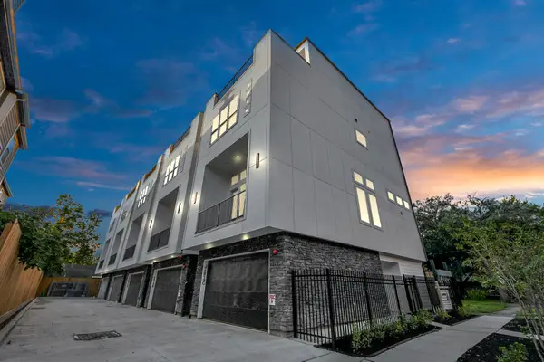 4819 Austin Street #B, Houston, TX 77004