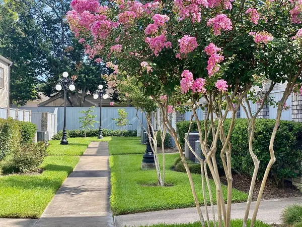 632 Wilcrest Drive #632, Houston, TX 77042