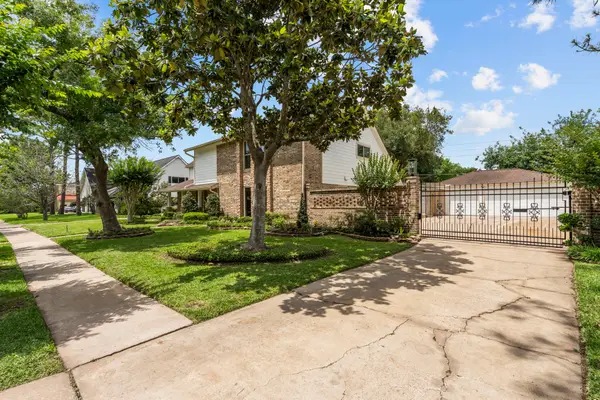 11635 Sageking Drive, Houston, TX 77089