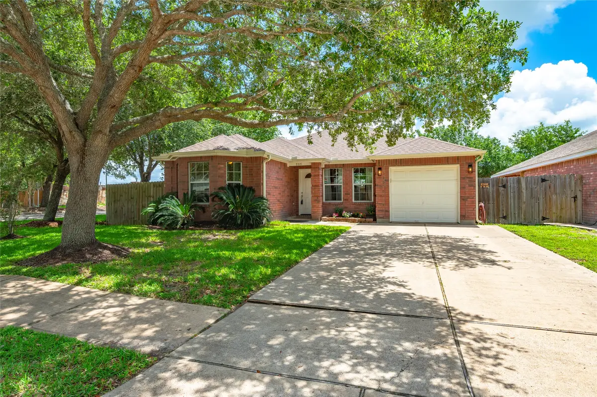 5501 Rio Sabinas Street, Rosharon, TX 77583 - #1