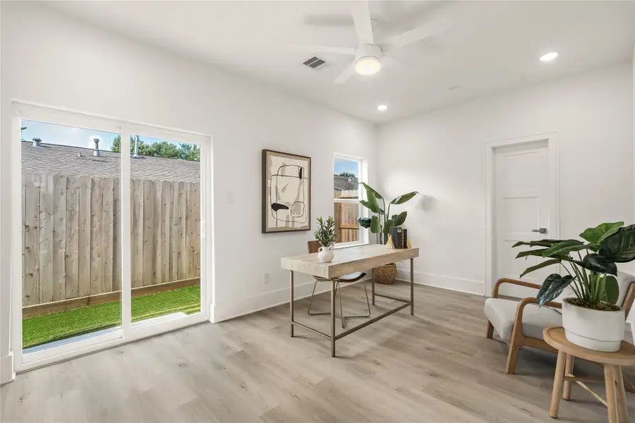 607 Skyland Terrace Way, Houston, TX 77009 - #3