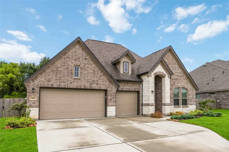 15538 Blue Lake Drive, Monterey Belvieu, TX 77523 - #2
