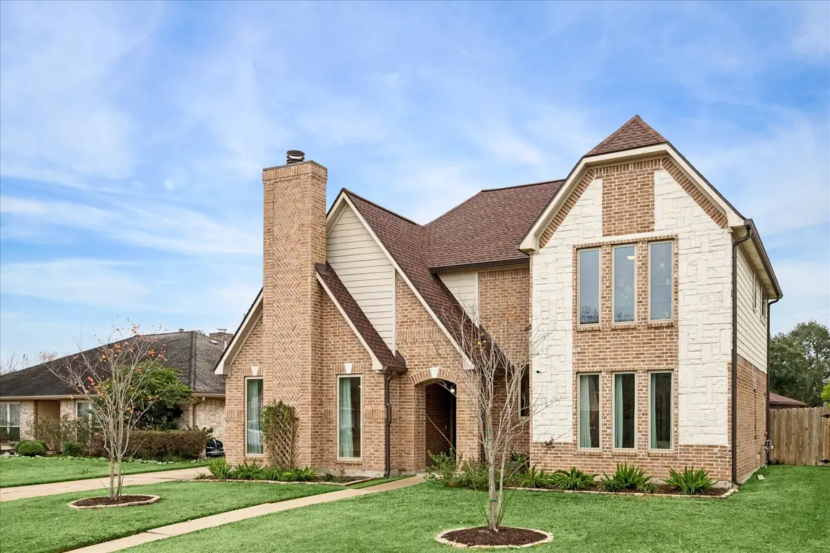 2423 1st Street, Stafford, TX 77477 - Image #1