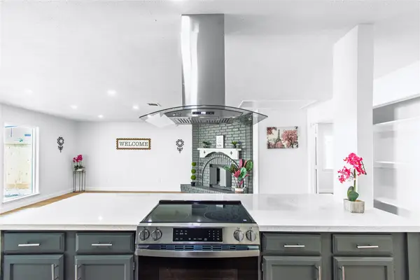 318 Willoughby Drive, Richmond, TX 77469