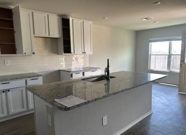 19831 Doc Holiday Drive, Lytle, TX 78052 - Image #3