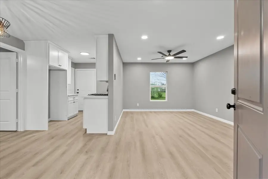 123 Lake Road, La Marque, TX 77568 - #2