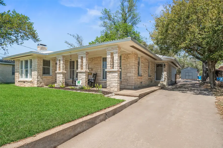 234 E Obryant Street, Bellville, TX 77418 - #3