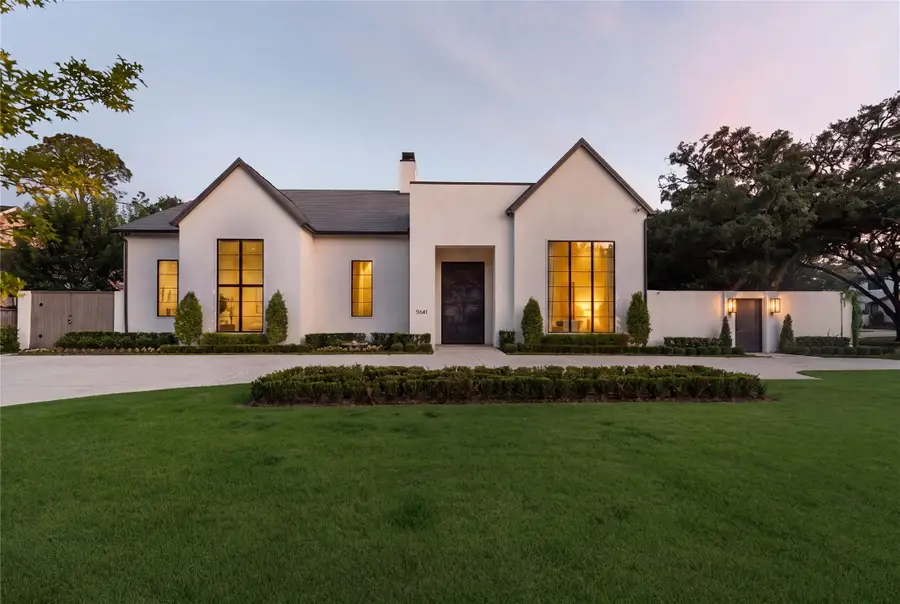 5641 Holly Springs Drive, Houston, TX 77056 - #2