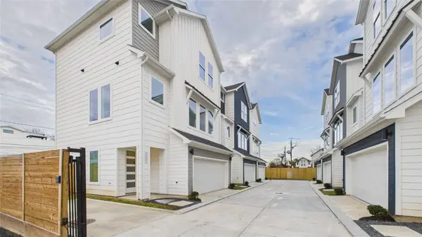 2424 Freeman Street, Houston, TX 77009