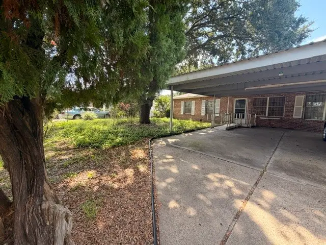 5310 Westover Street, Houston, TX 77033 - #1