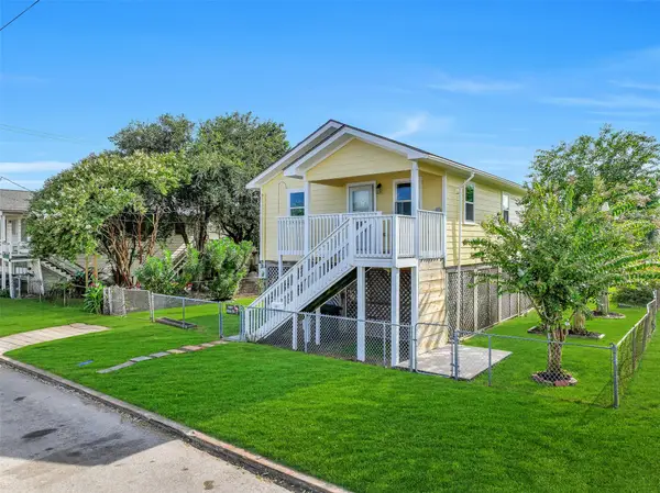 1801 55th Street, Galveston, TX 77551