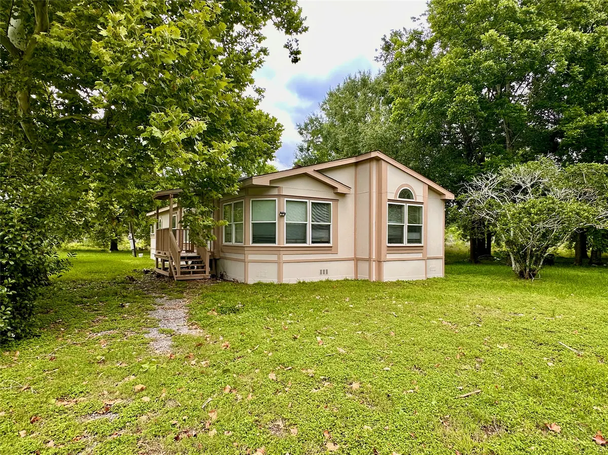 202 Main Street, Fresno, TX 77545 - #1