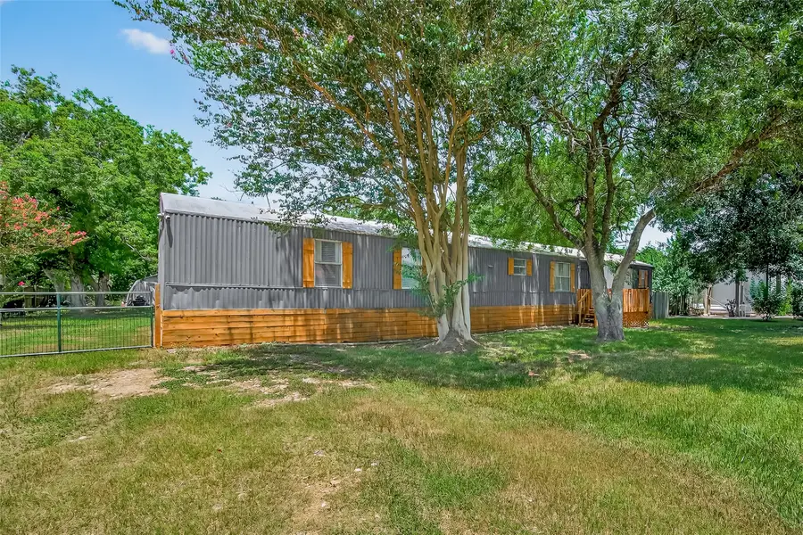 8440 Caroline Drive, Fairchilds, TX 77469 - Image #2