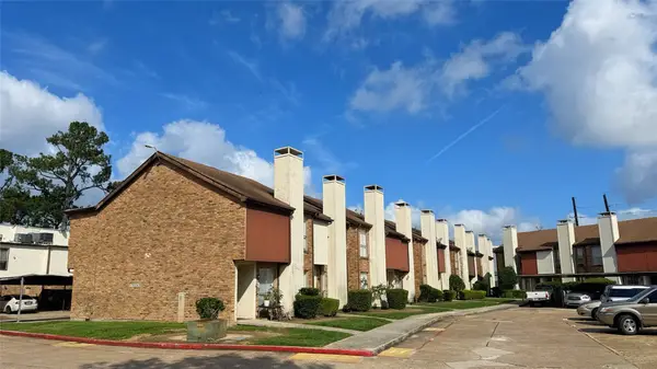 17230 Imperial Valley Drive #75, Houston, TX 77060