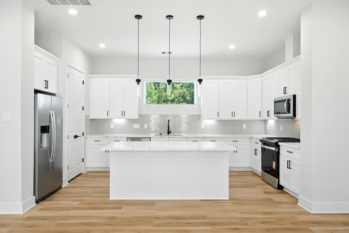 1985 Bauer Dr, Houston, TX 77080 - Image #1