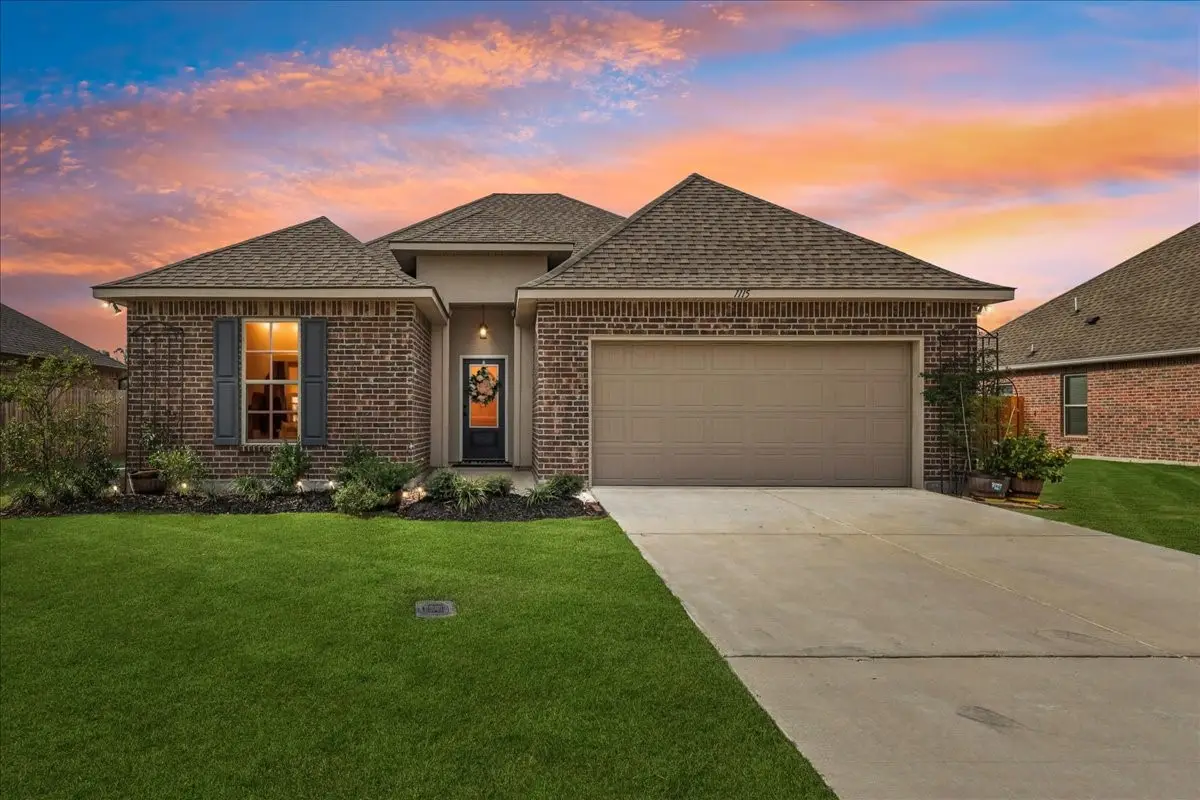 1115 Little Cypress Loop, Orange, TX 77632 - Image #1