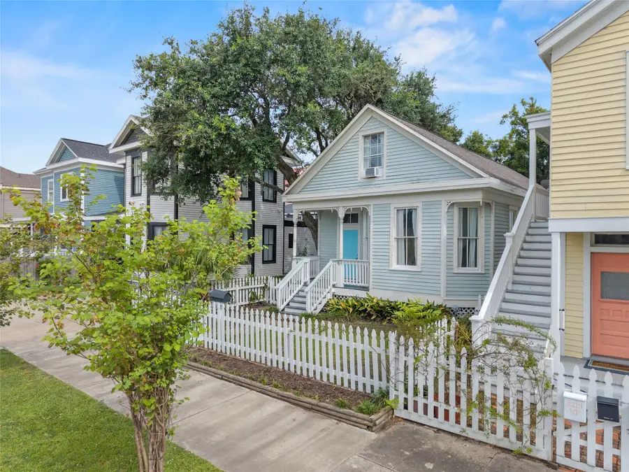 2115 Avenue O 1/2, Galveston, TX 77550 - #3