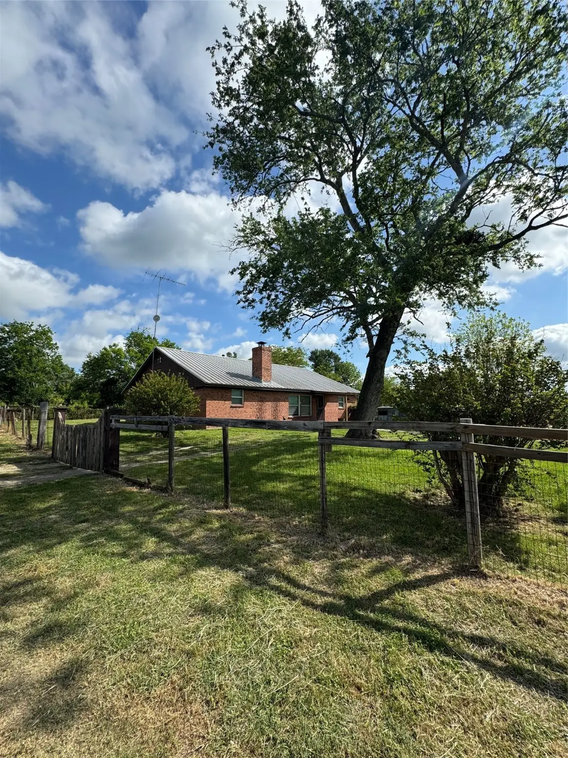 6674 Fm 3060, Midway, TX 75852 - Image #1