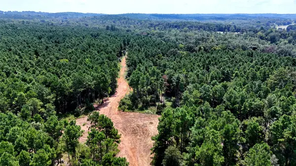 6935 Us Highway 175 W W, Jacksonville, TX 75766